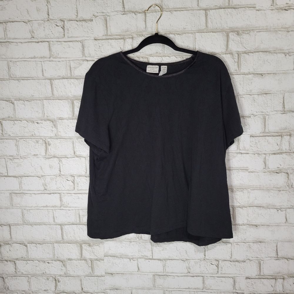 Covington black short sleeve tee